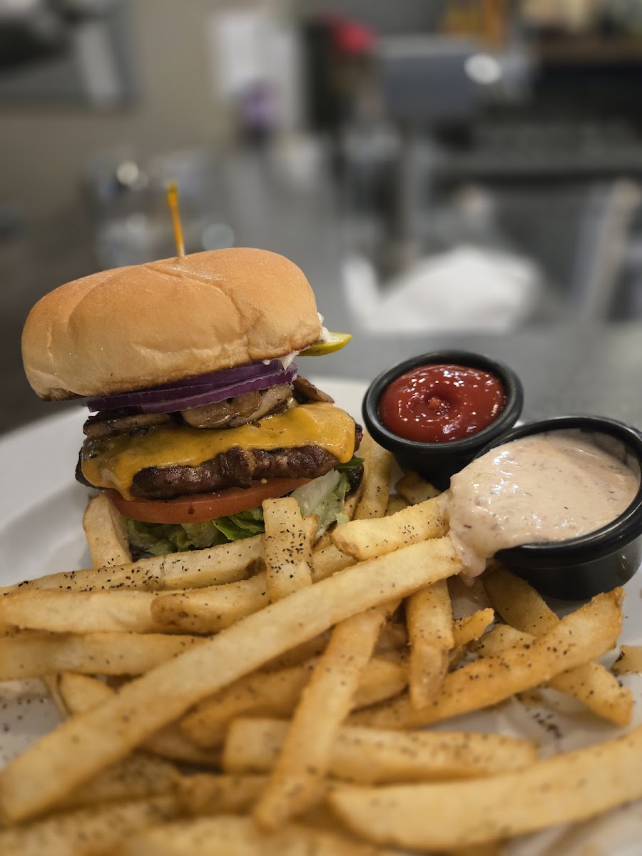 Final Approach Restaurant Photos 2